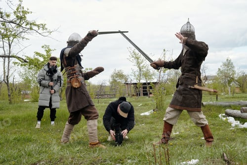 Preview: Reenacting Medieval Duel in Historical Battlefield
