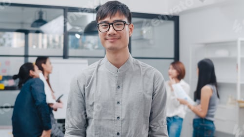 Preview: Portrait of successful handsome executive businessman casual wear looking at camera and smiling