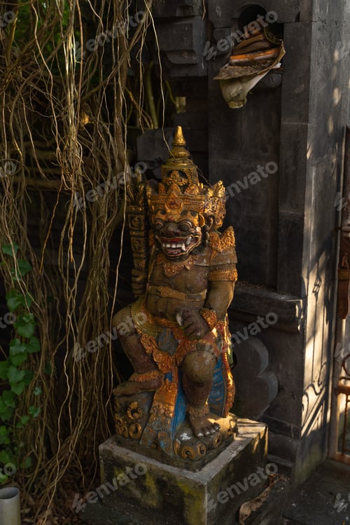 Preview: sculptures of diferents gods in tana lot indonesia hindu