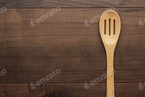 Preview: Wooden Skimmer On The Table