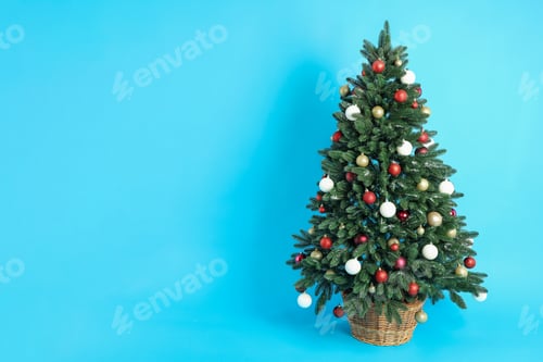 Preview: Composition with Christmas tree on blue background