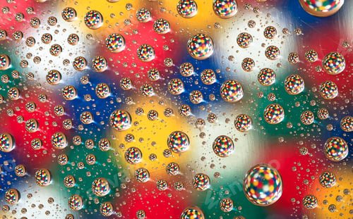 Preview: Colorful Pattern in Water Droplets