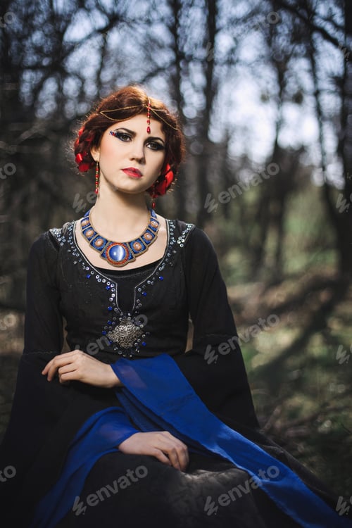 Preview: Portrait of beautiful medieval lady in fairy forest