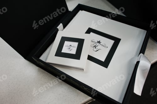 Preview: Black and white style wedding photo book and album