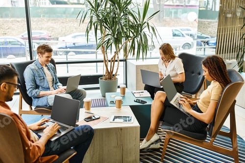 Preview: Innovators networking over digital ideas