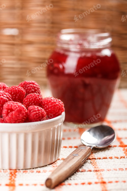 Preview: Delicious homemade jam