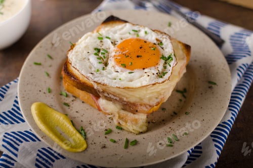 Preview: Croque madame sandwich, delish food