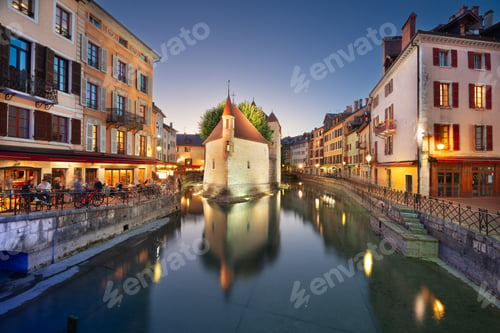 Preview: Annecy, France on the Thiou River