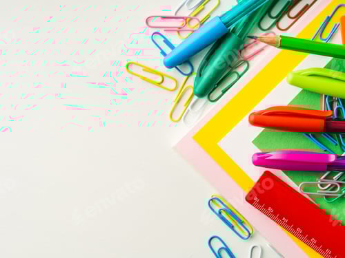 Visualização: Papelaria, ferramentas coloridas de redação escolar, acessórios, canetas