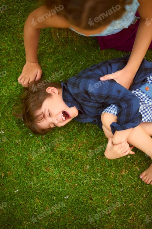 Preview: Nothing but tickles and giggles when theyre together