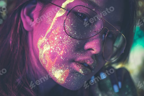 Preview: fluo powders faces