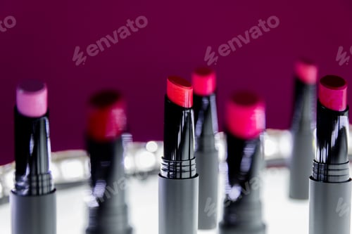 Preview: Set of matte Lipstick in red and natural colors