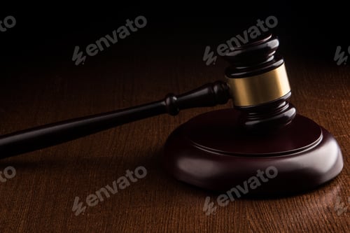 Preview: Judge hammer