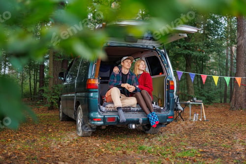 Preview: Couple's Tranquil Retreat in Forest Van Setting