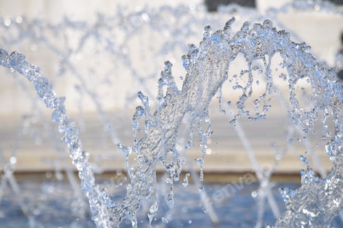 Preview: Splashing water fountain