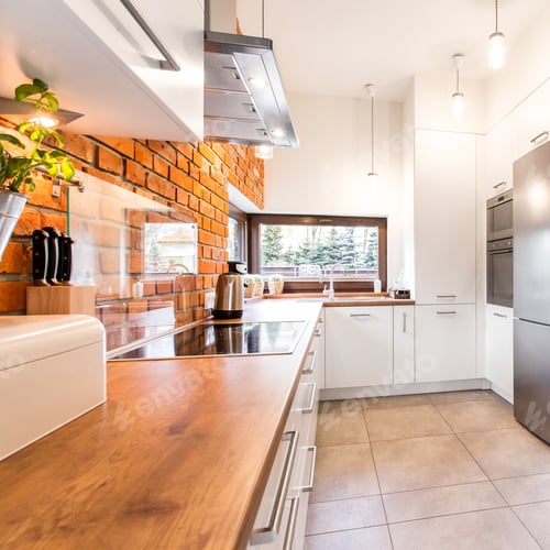 Preview: Spacious stylish kitchen