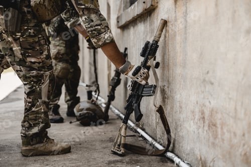 Preview: Smart teamwork of soldiers running forward and attacking enemy