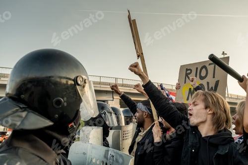 Preview: Police staff attacking rebellion people