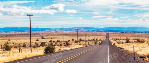 Preview: Scenic Road during a vibrant sunny day. Oregon
