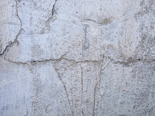 Preview: Textured Gray Wall with Cracks and Surface Damage