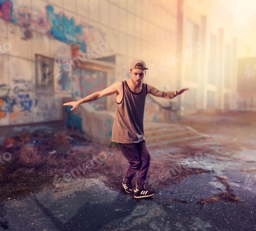 Preview: Rapper dance on the street, trendy lifestyle