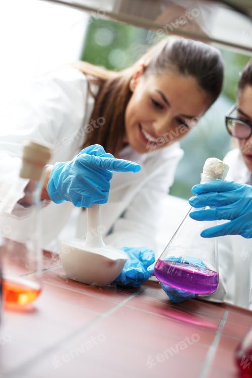 Preview: Scientist in their lab.