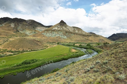 Preview: Sheep Rock Unit, John Day Fossil Beds, Oregon