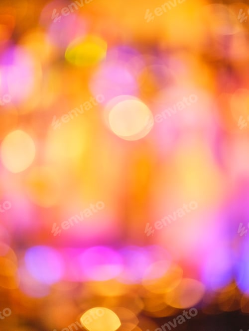 Preview: Citrus and spices on glass of cocktail