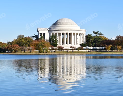 Preview: Jefferson Memorial reflected in the Tidal Pool with autumn colors