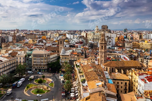 Preview: Beautiful view of Valencia from the tower Torre del Miguelete