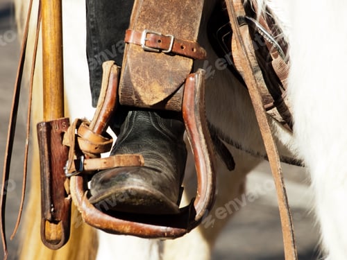 Preview: Stirrup