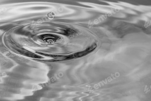 Preview: falling drops in water