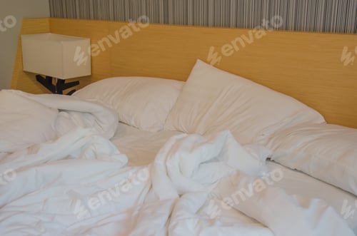 Preview: Blankets and pillows
