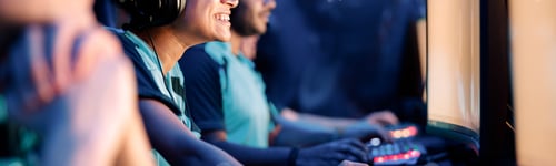Preview: Cybersport team participating in online tournament in gaming club