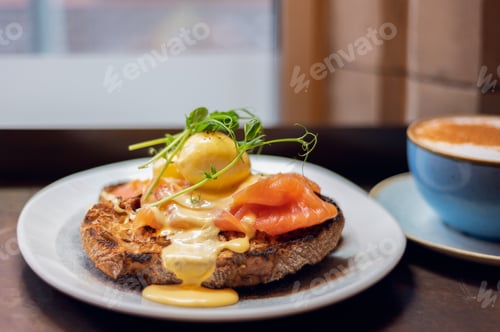 Preview: Poached eggs for breakfast