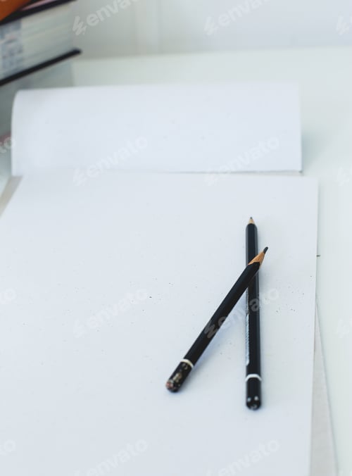 Preview: Notepad on the table