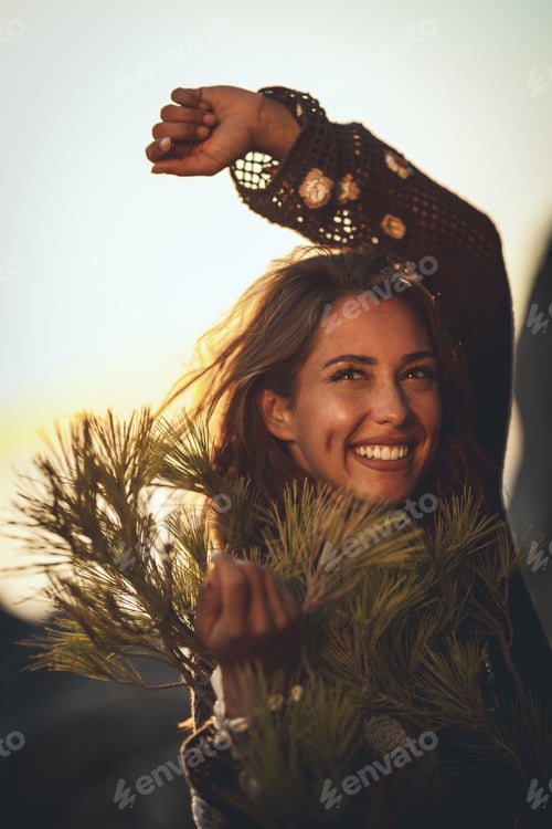 Preview: To Be Free And Happy!