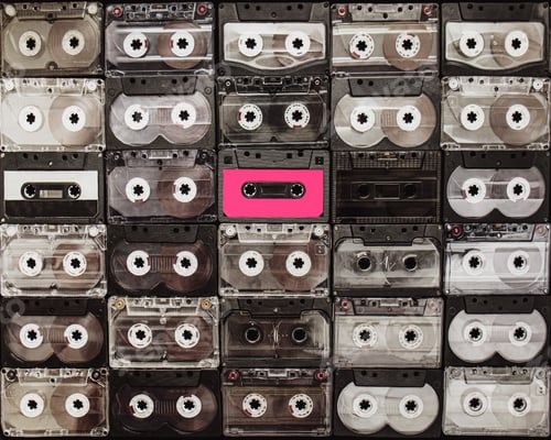 Preview: concept of standing out from the crowd, retro musik