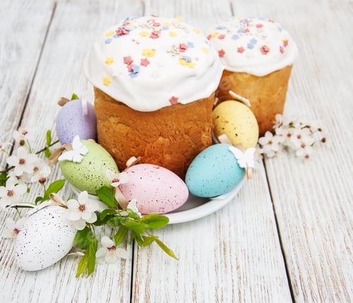Preview: Easter bread and eggs