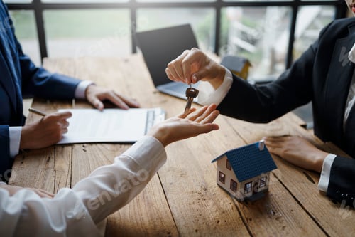 Preview: Real estate agent and customer make contract to buy and sell house