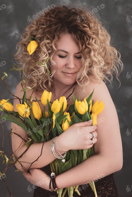 Preview: sexy woman
