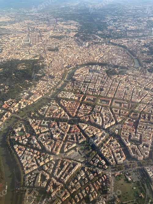 Preview: Rome city and Tiber river viewed from above. Rome, Italy