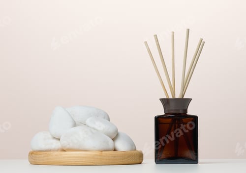Preview: Brown glass bottle and wooden sticks, home fragrance