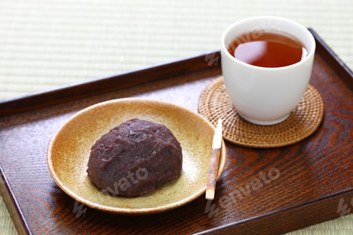 Preview: ohagi, japanese traditional sweet, pounded steamed glutinous rice covered with sweet red bean paste