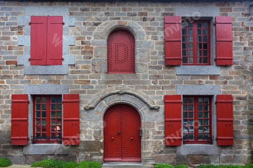 Preview: beautiful village Saint-Suliac