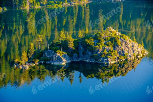 Preview: Lake Tahoe landscape - California, USA