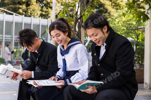 Preview: Japanese students meeting outdoors