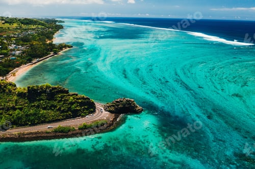 Preview: Maconde view point.Monument to captain Matthew Flinders in Mauritius. An unusual road to the Islands