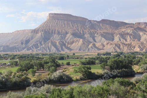 Preview: Landscape view across a valley with Colorado River to Mt. Garfield,