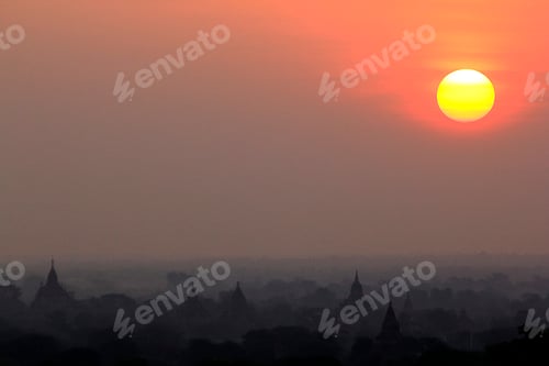 Preview: Morning sunrise at Bagan.